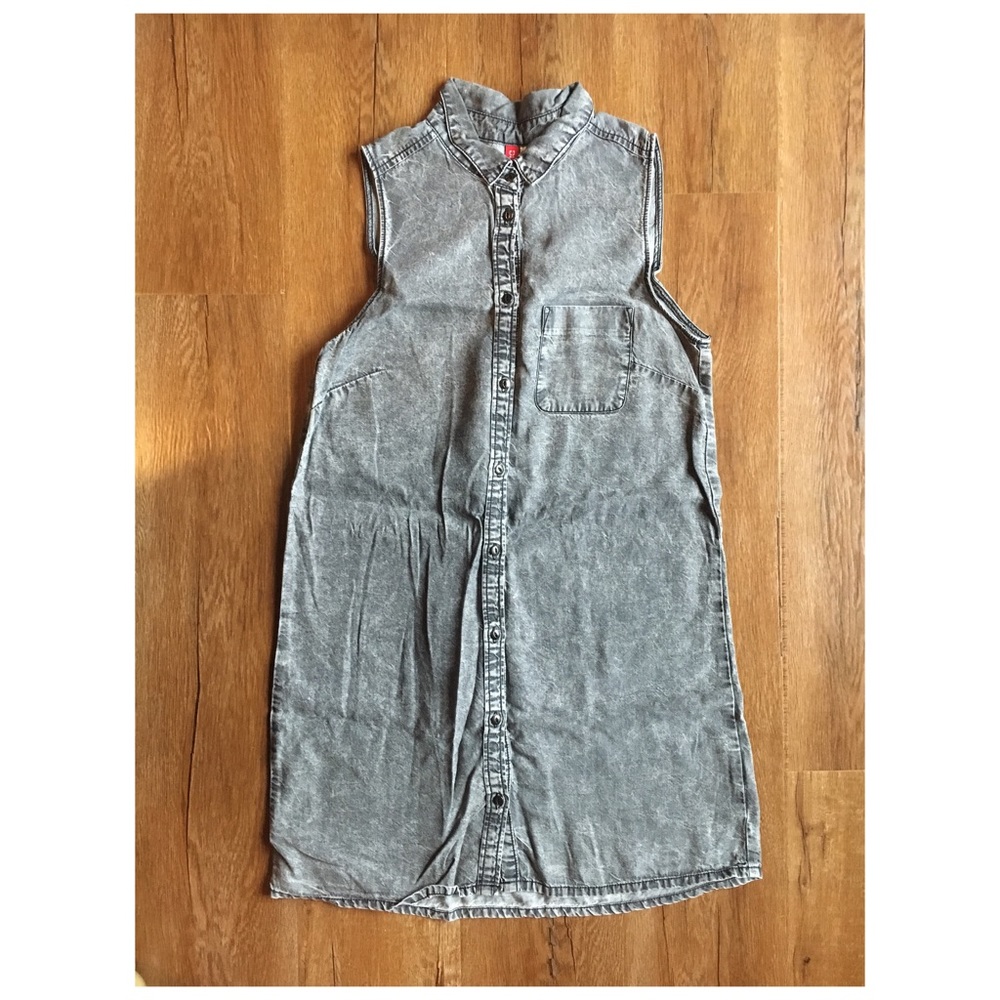 Dress / long shirt